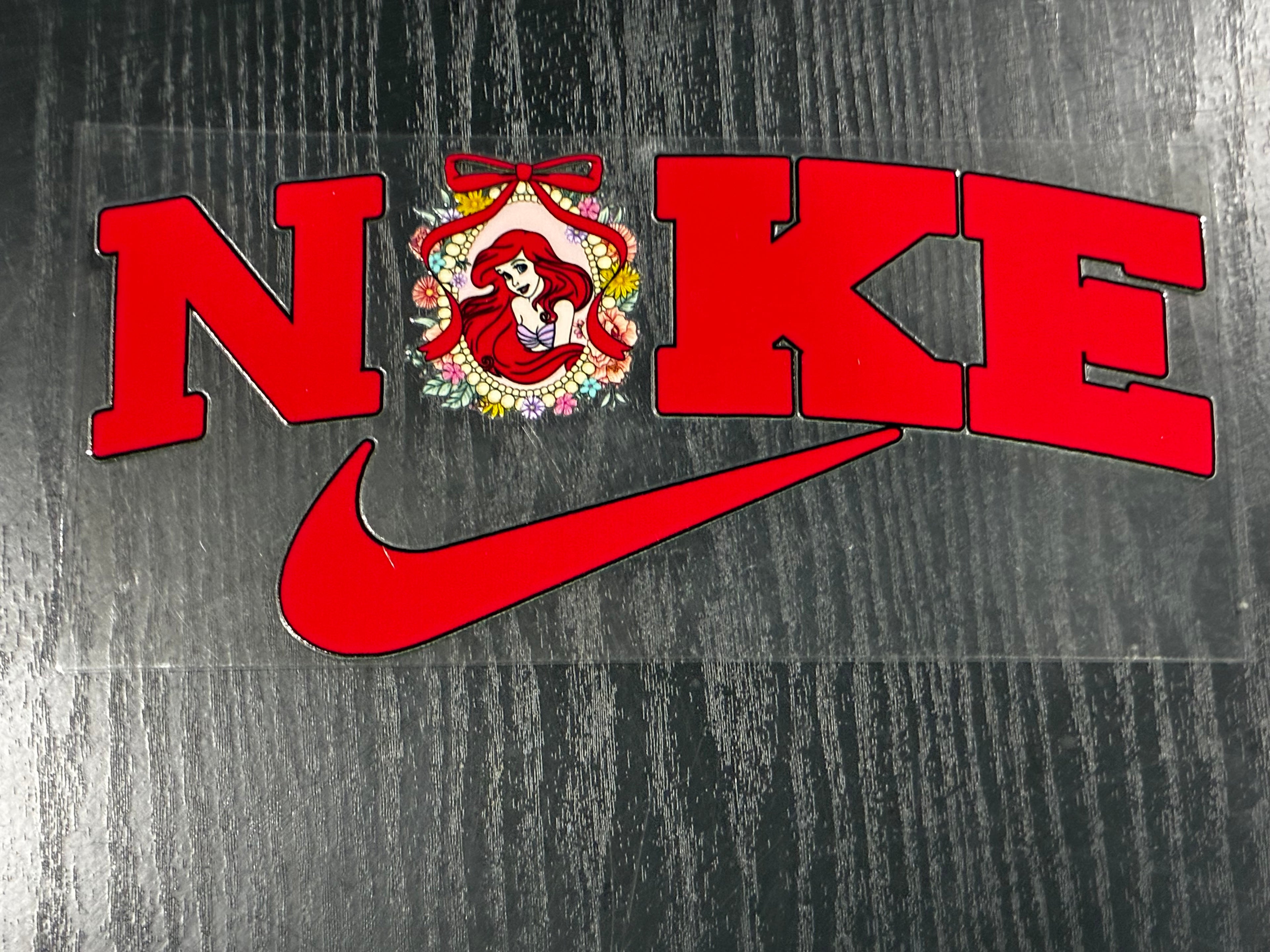 Ariel Nike